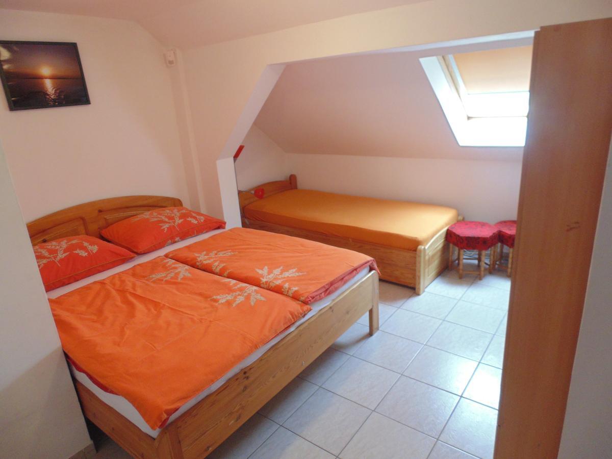 Almos Apartman Siofok Bagian luar foto